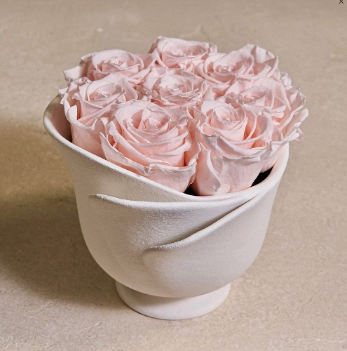 Mojave Petal Vase | Porcelain / Blush