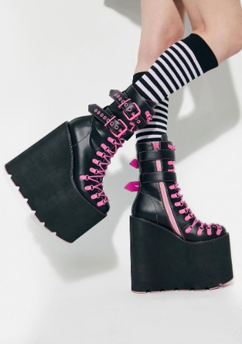 Hot Double Stacked Traitor Boots | US 10