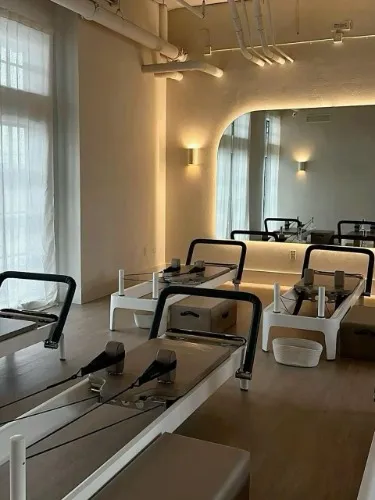 pilates class 
