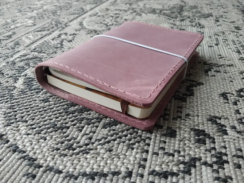 Lilac Pink Traveler&#39;s Notebook Style - A5, Cahier, Standard, B6, Slim, Weeks, Personal, A6, Pocket, Passport