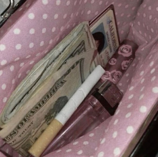 𝒆𝒔𝒔𝒆𝒏𝒕𝒊𝒂𝒍𝒔