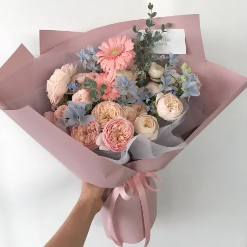  Flowers Bouquet