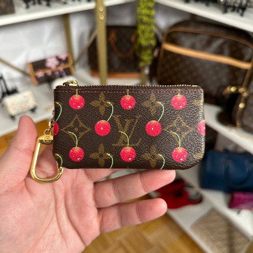 Louis Vuitton Murakami Cherrys Key Pouch (SP0025)