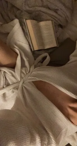 Fuel my reading addiction 📚