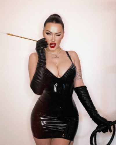 Pack of cigarettes for a smoking queen