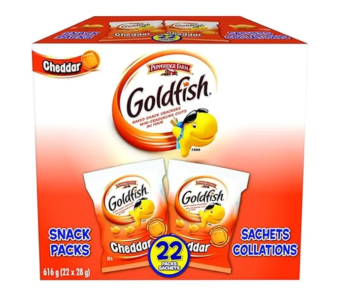 Pepperidge Farm Goldfish Cheddar Crackers, 22 Snack Packs, 28g/1 oz. Each {Imported from Canada}