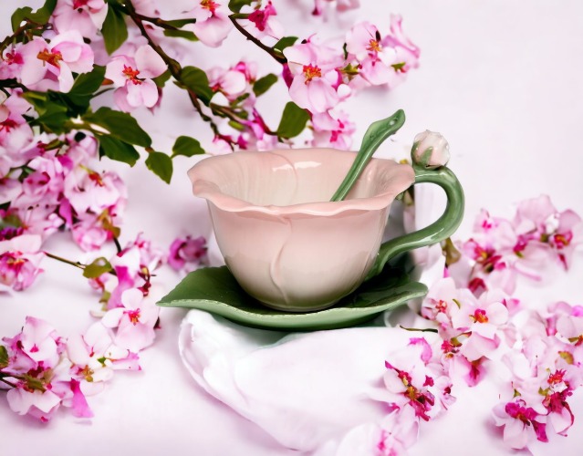 Ceramic Hibiscus Flower Cup and Saucer and Spoon-2 Sets, Gift for Mom, Gift for Friend or Coworker, Tea Party Décor, Café Decor | Default Title