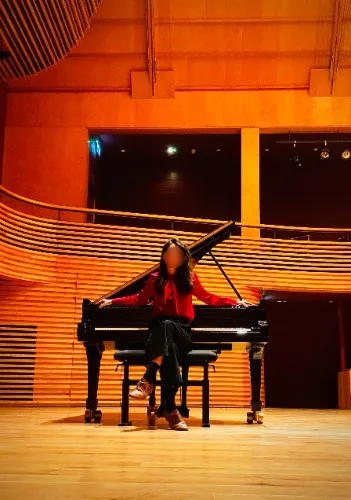 Contribution towards next music video 