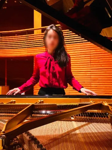 Contribution towards next music video 