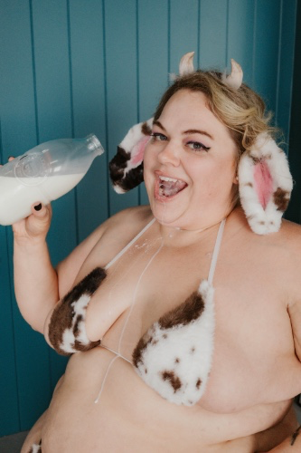 Sunny Jayne 2025 Calendar 