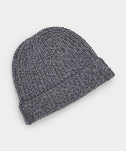 Italian Recycled Cashmere Beanie in Charcoal | O/S / Charcoal / AC1270070-002