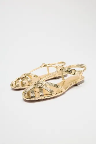 METALLIC STRAP FISHERMAN SANDALS