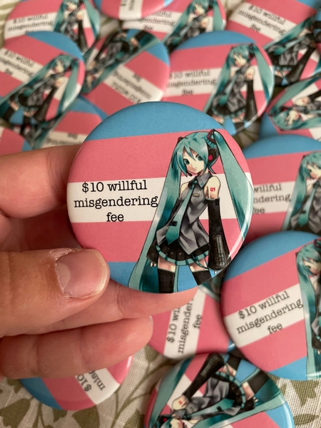Hatsune Miku Trans Pins