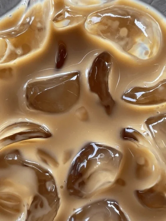 Ice Coffee and brownie 