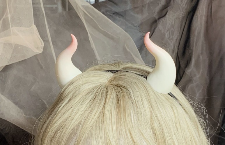 Handcrafted Pink White Horn Hairclips - 8cm