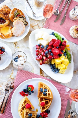 Breakfast 