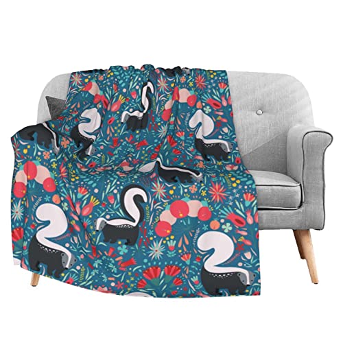 Fehuew Cute Floral Skunks Soft Throw Blanket 40x50 inch Lightweight Warm Flannel Fleece Blanket for Couch Bed Sofa Travel Camping for Kids Adults - 50"x40 - Cute Floral Skunks