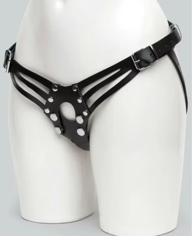 DOMINIX Deluxe Leather Strap-On Harness