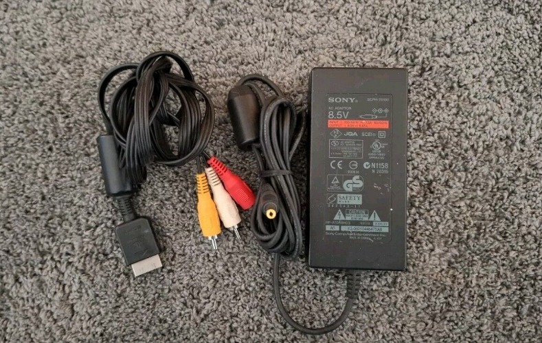 Alimentatore slim e cavi AV PLAYSTATION 2 PS2 ufficiale *funzionante* 