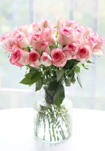 Send me a vase of flowers