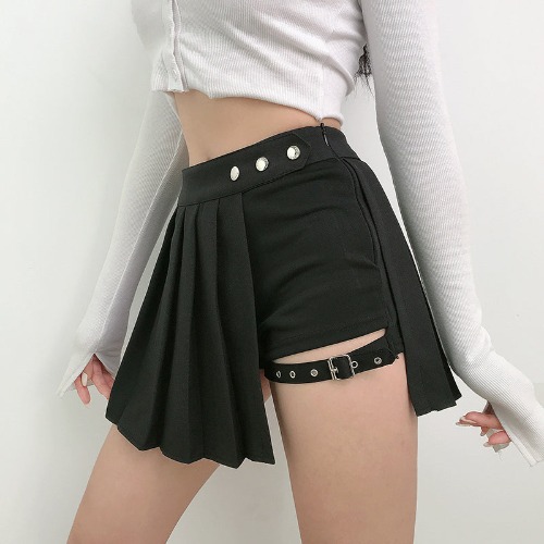 'Omen' Black Gothic Pleated Skirt with Shorts - black / L