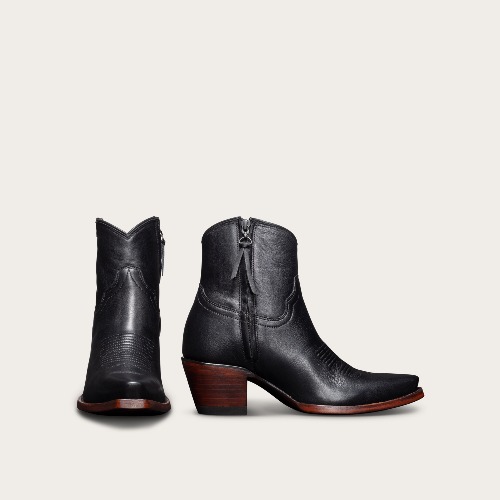 The Daisy | Midnight / 8 / B-Average