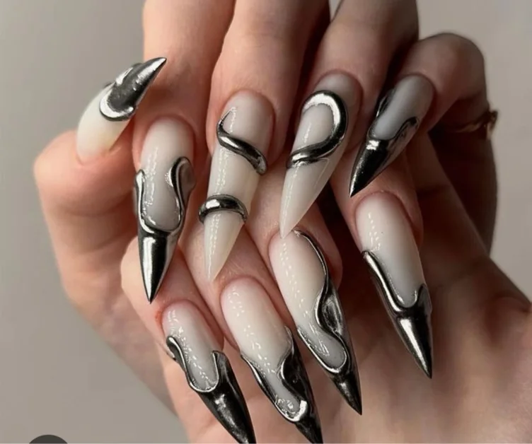 Nails 