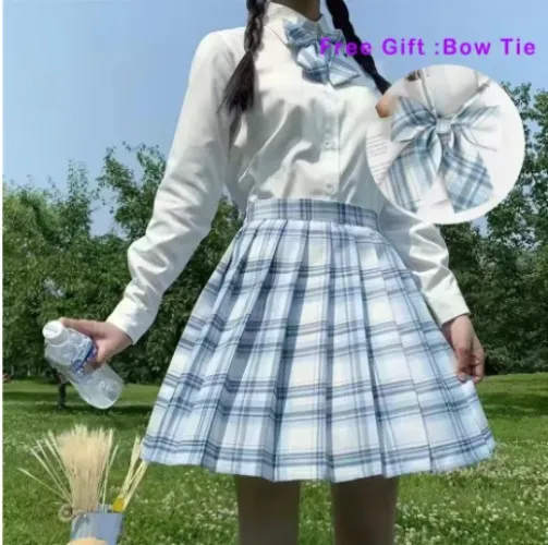 Blue skirt + bow