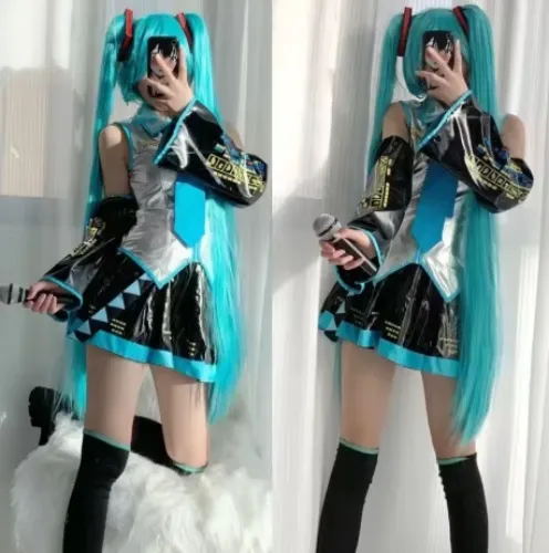 Hatsune Miku full cosplay