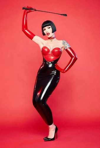 Latex dress “heart attack”