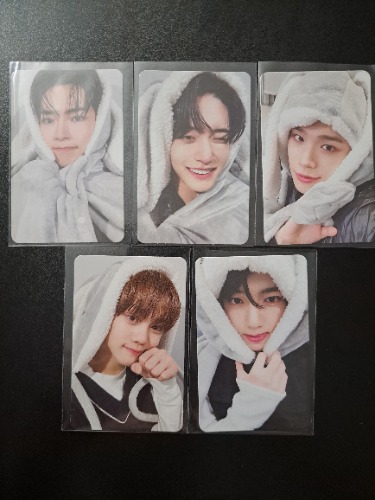 Zerobaseone Melting Point Makestar Digipack Preorder Benefit - Jiwoong