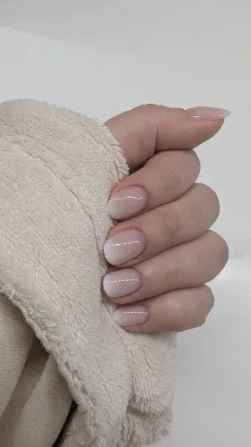 Manicure / Pedicure