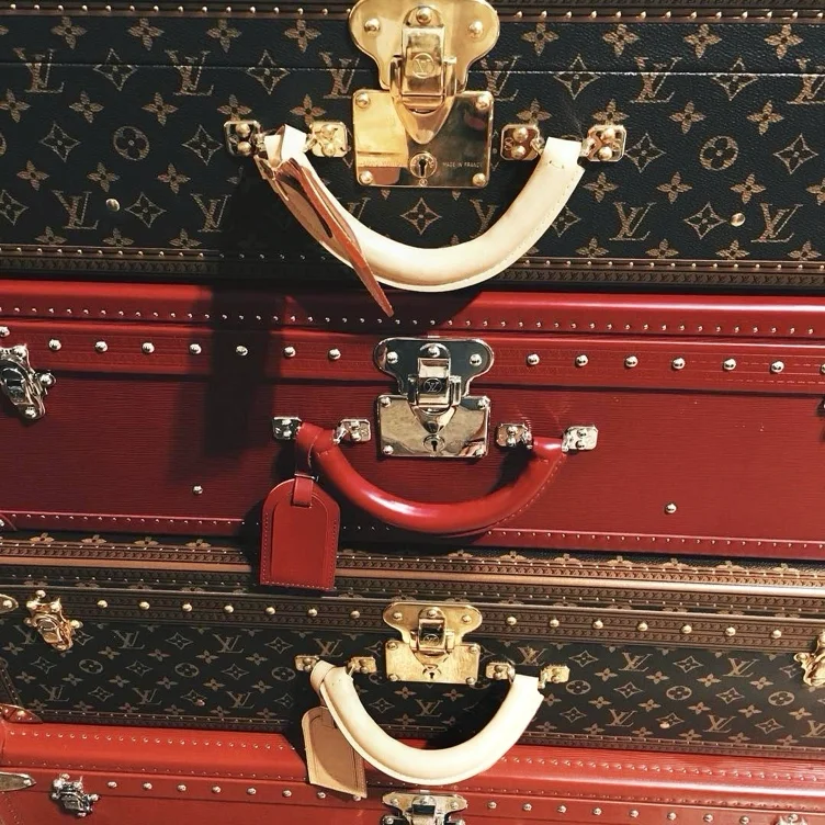 𝐋𝐨𝐯𝐞𝐫𝐬 𝐈𝐬𝐥𝐚𝐧𝐝🝮