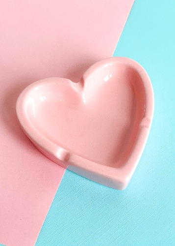 CANDY HEART ASHTRAY | PINK