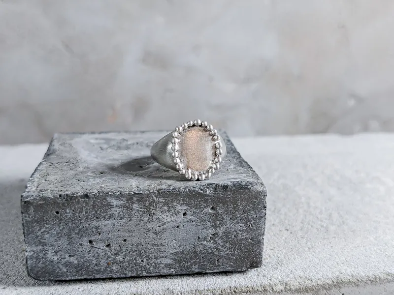 The Chunky Signet ring | N