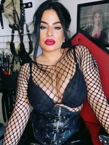 Indulge My Perfect Beauty - Beauty treatments (You can add from 100-1000)