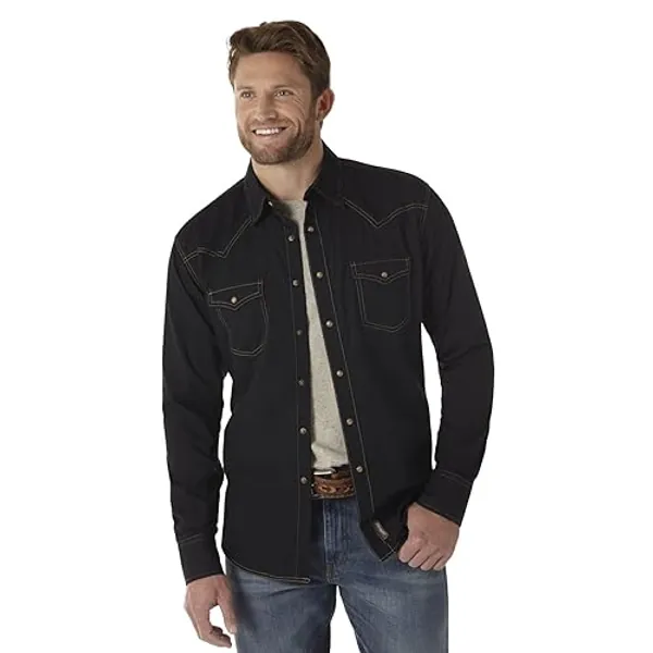 Wrangler Men's Retro Two Pocket Long Sleeve Snap Shirt