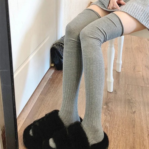 Slouchy Thigh High Socks - Gray / 61cm