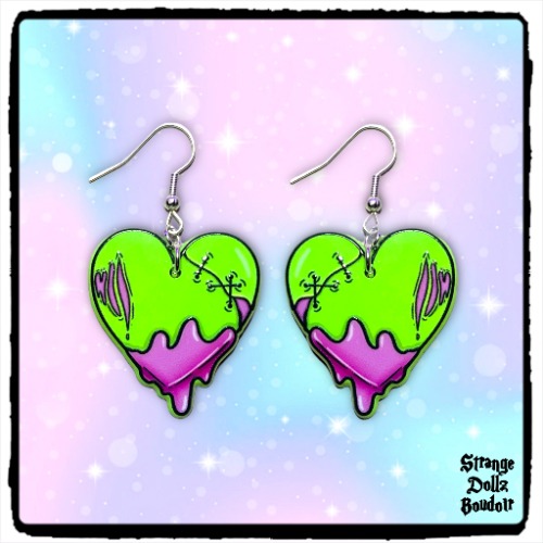 Zombie Heart Pastel Goth earrings, 925 sterling silver, double-sided, Cute Pastel Goth, Strange Dollz Boudoir - Classic hooks 925 sterling silver