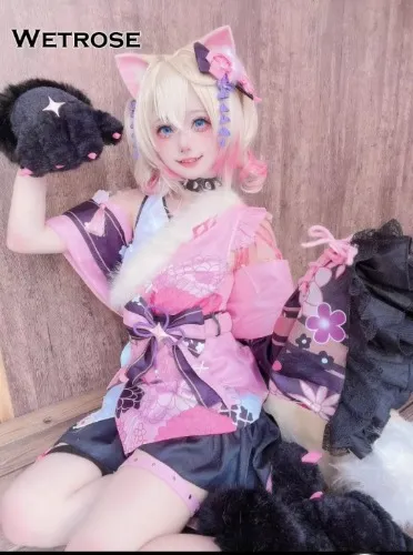 Mococo Kimono New Year's Cosplay