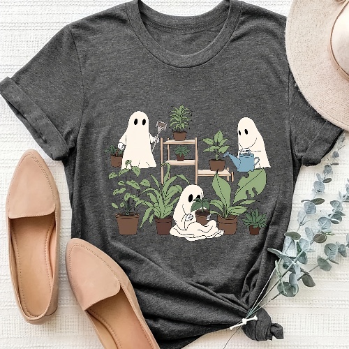 Tshirt cute with ghost and flowers