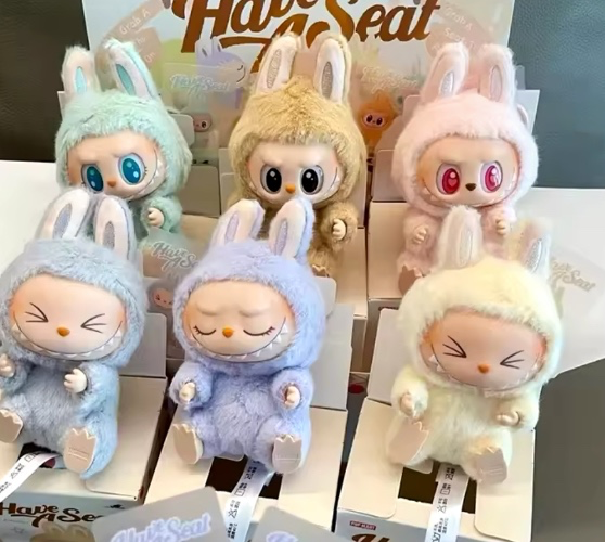 Labubu box set 6 pc