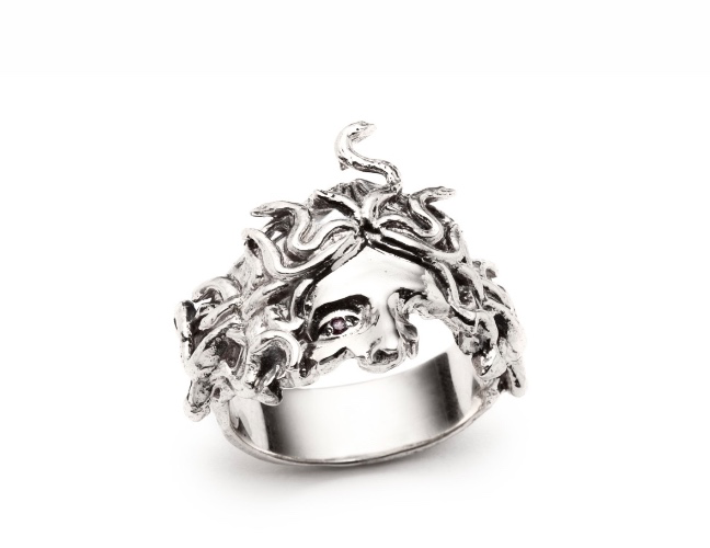 Medusa Ring 