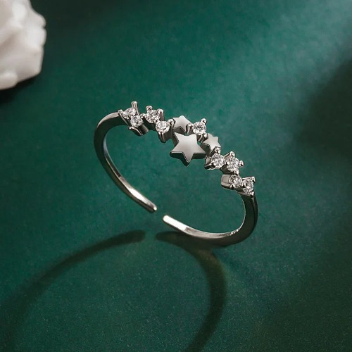 Silver Zircon Star Ring - resizable / Silver