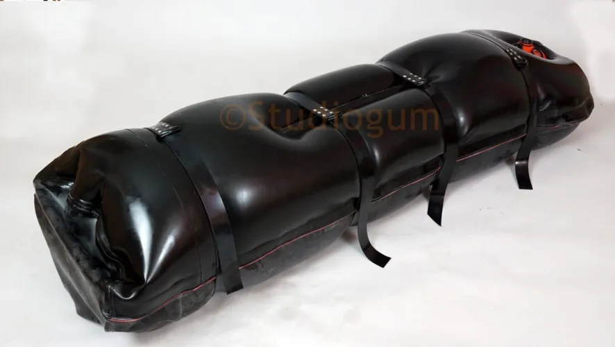 Studiogum Inflatable Body Bag