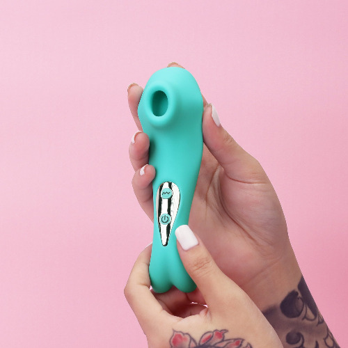 P. Cat Sucking Vibrator | Tiffany Blue