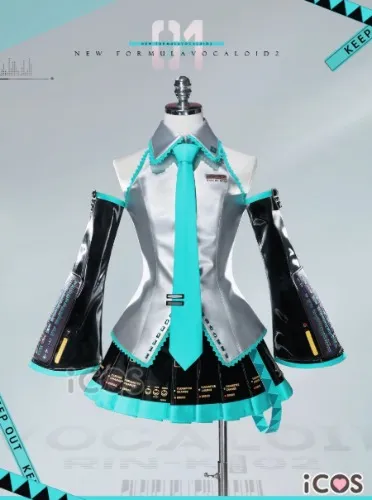 ICOS Hatsune cosplay