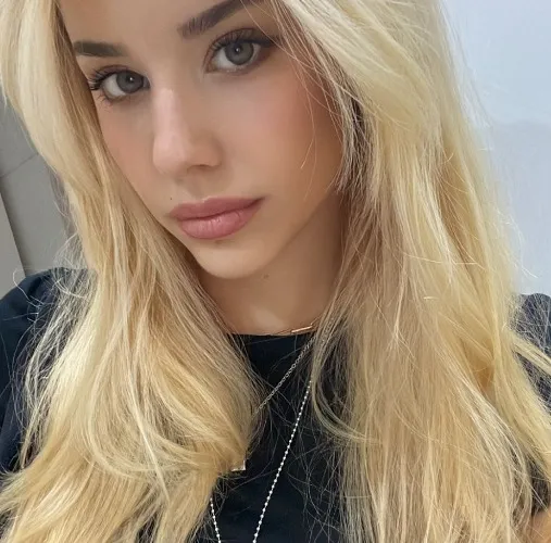 Throne | Serena Belle | My Wishlist