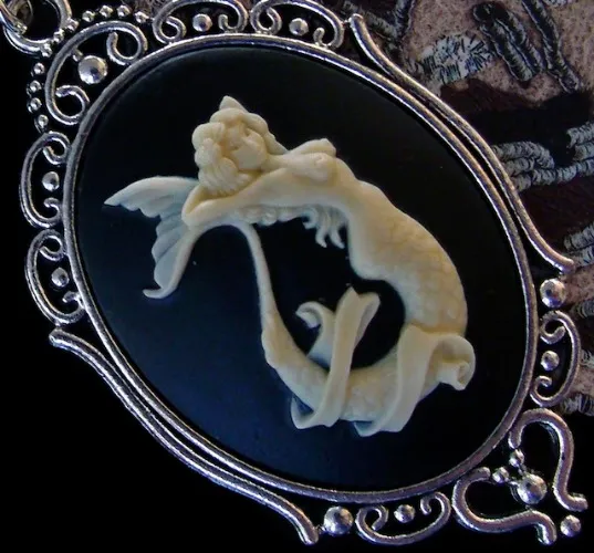 Mermaid Cameo Pendant