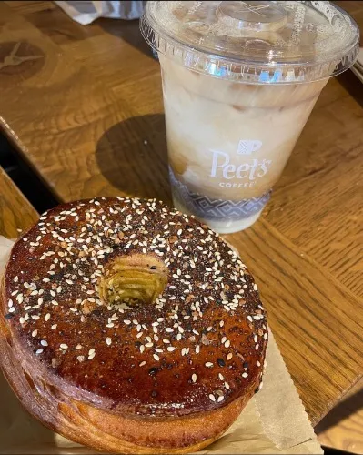 Daily Coffee & Breakfast